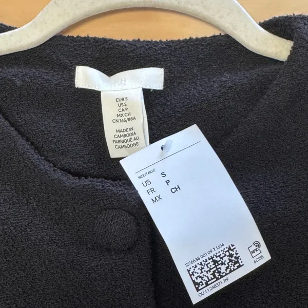 NWT H&M Black Textured Knit Button Front Jacket Cardigan Size Small‎ Classic - Image 7