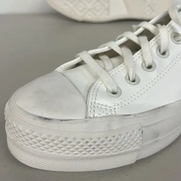 Converse sz8.5 all white CT ox lift platform sneaker 564429c solid shoe - Image 6