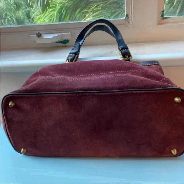 Coach Burgundy Suede Hampton Shoulder Bag - Image 5