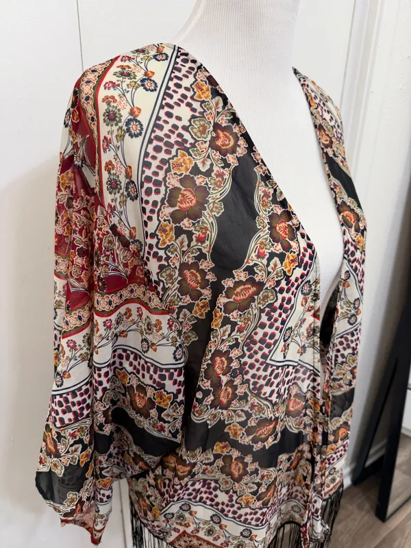 Xhilaration Floral Boho Kimono Cardigan Sheer Fringe Hem Size Large - Image 5