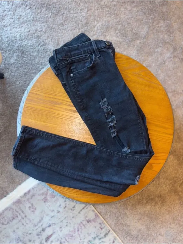Express Jeans Womens Legging Mid Rise Stretch Distressed Jeans Size 4R Black - Image 2