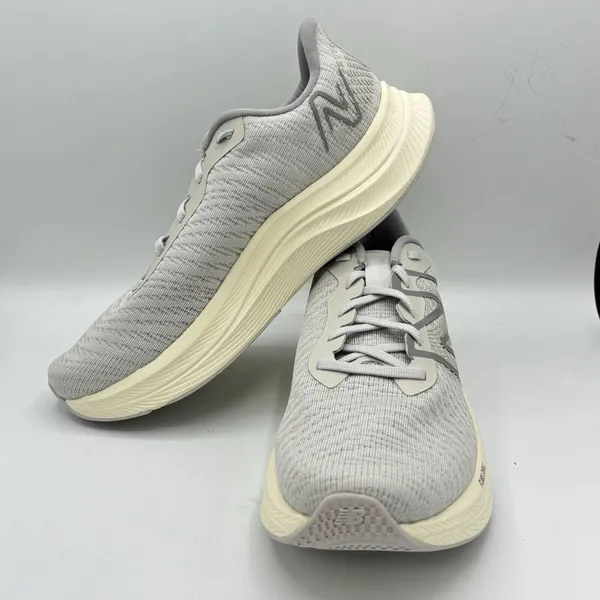 New Balance FuelCell Propel V4 Grey Sneaker Athletic‎ WFCPRCB4 Women Size 10 - Image 5