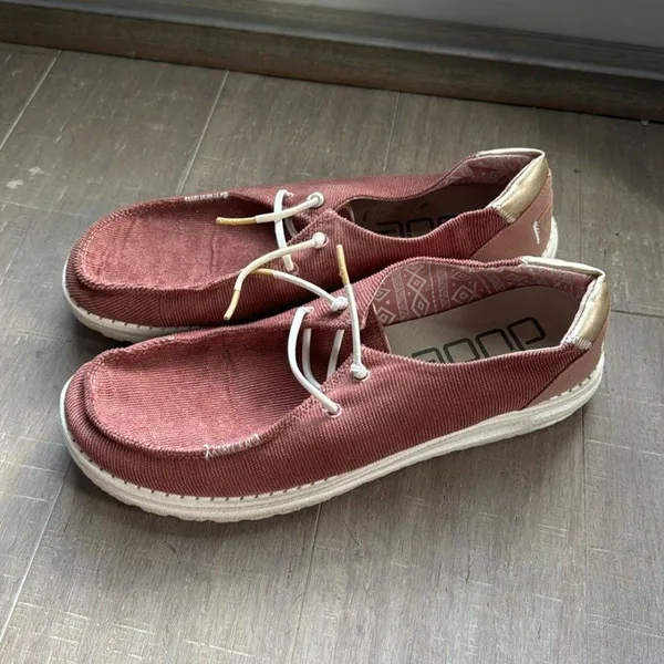 Hey Dude Women's Red Wendy Corduroy Casual Slip On Shoes Sneakers Sz 9 - Image 3