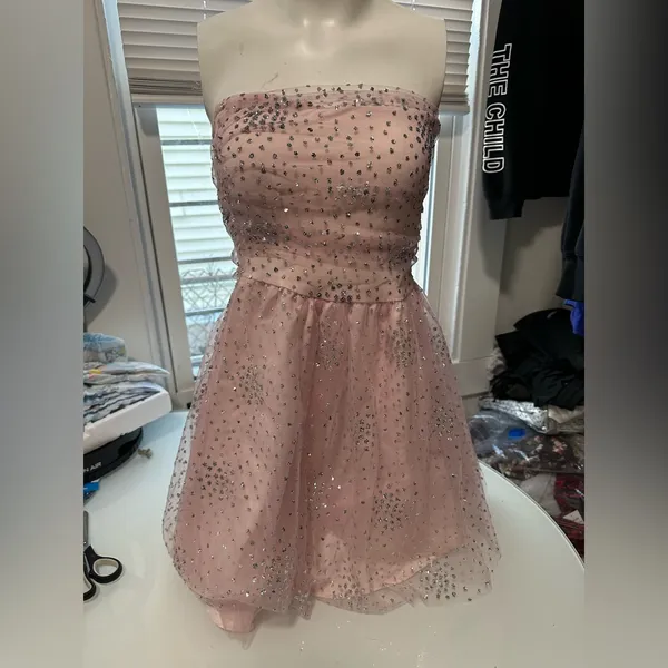 Forever 21 Glittering Cream Asymmetrical Dress - Image 2