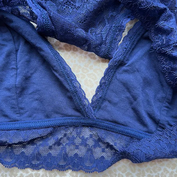 Navy Racerback Bralette Size L - Image 7