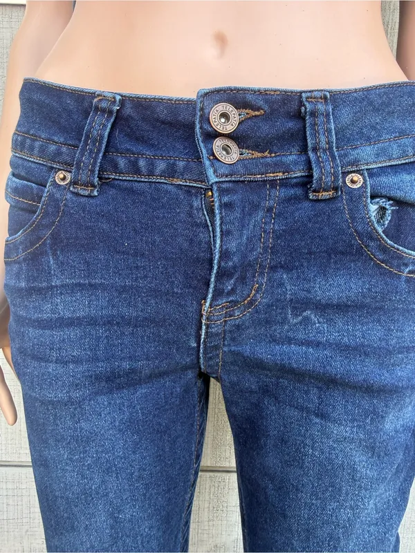 Women’s Telepatia mid rise dark wash flare bootcut jeans y2k size 7/28 - Image 3