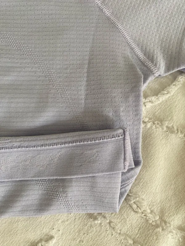 Lululemon top - Image 4