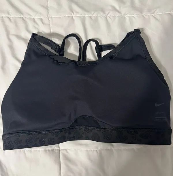 Nike Dri-Fit Sparkly Cheetah Print Workout Set - Image 4