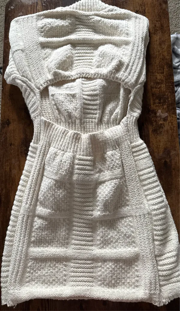Backless knit dress  - Image 3