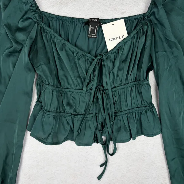 NWT Forever 21 Satin Tie Front Blouse Women's S Green Fairy Princess Cottagecore - Image 4