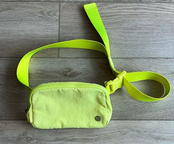 Lululemon Belt Bag - Image 2