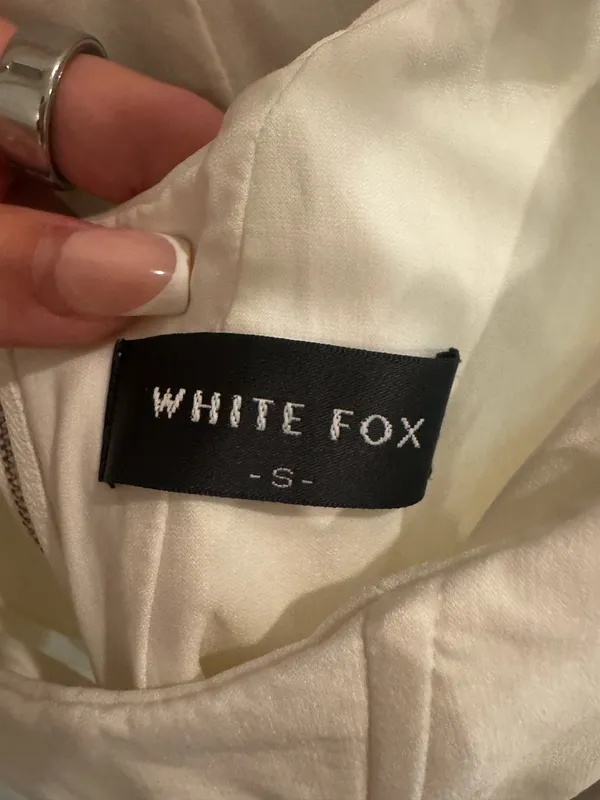 White Fox Set - Image 2