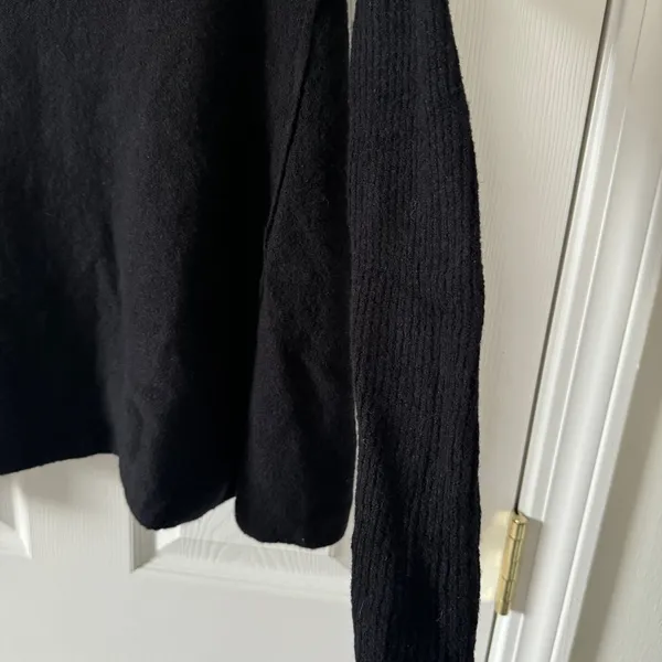FREE PEOPLE Cowl Neck Strawberry Fields Sweater Black Size XS Off the Shoulder - Image 6