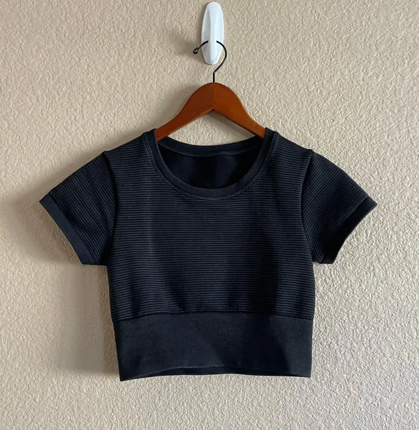 Black Workout Top - Image 2