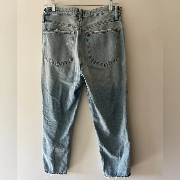 Abercrombie & Fitch Annie High Rise Girlfriend Light‎ Wash Zipper Jeans - Image 5