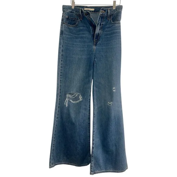✨Levi’s High Loose Flare Sz 27 Jean in Take Notes✨ - Image 4