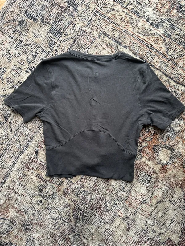 Lululemon Cropped Nulu Twist-Hem Short-Sleeve Shirt - Image 5