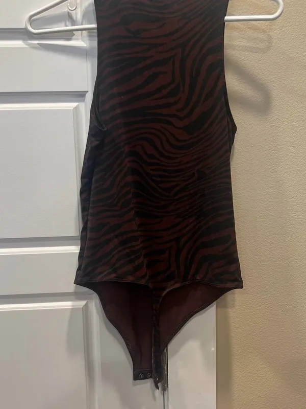 Women's Burgundy Zebra Print Sleeveless Bodysuit - Image 4