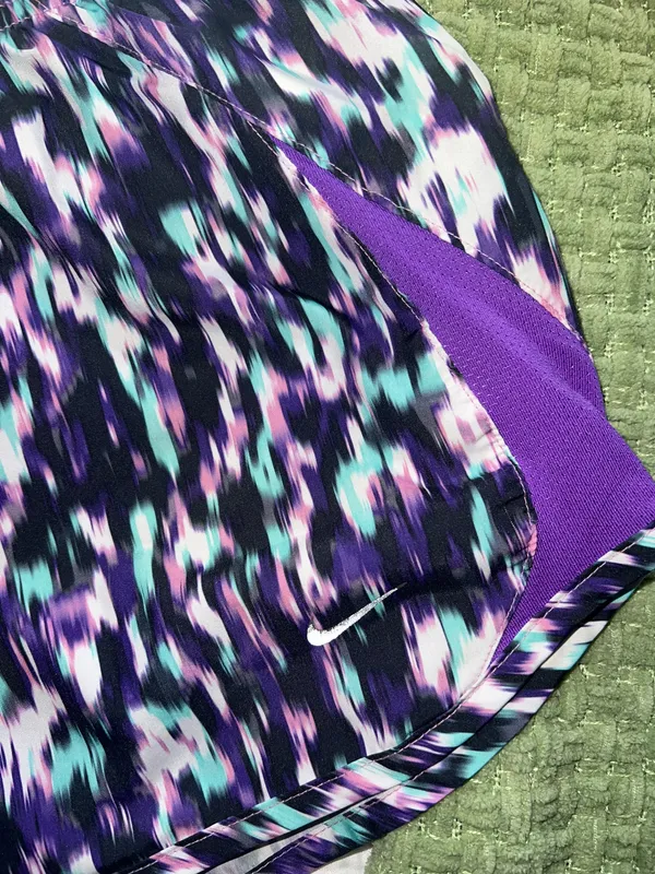 Nike Pattern Running Shorts - Image 2