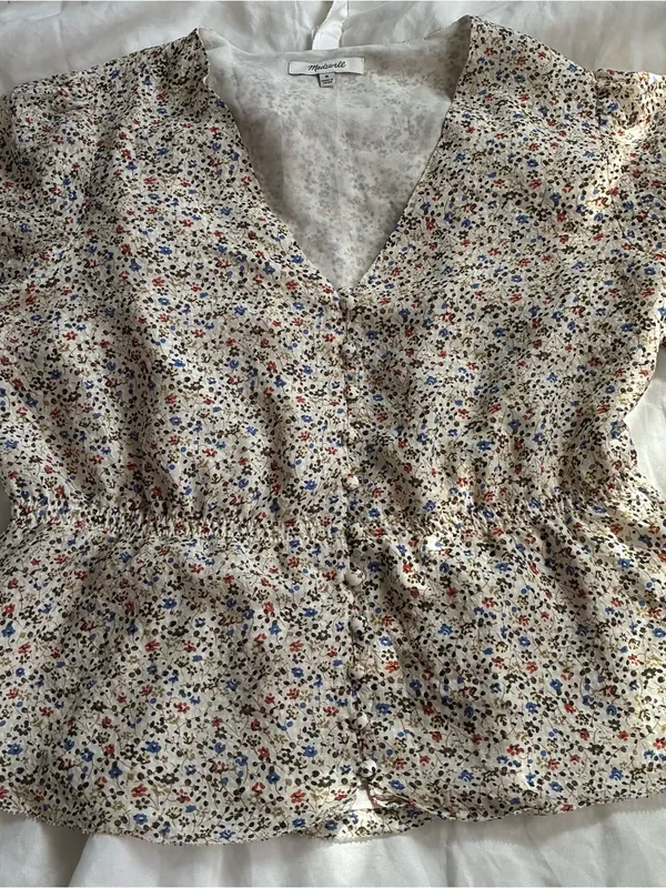 Madewell Cream Floral Button-Front V-Neck Peplum Blouse - Image 2