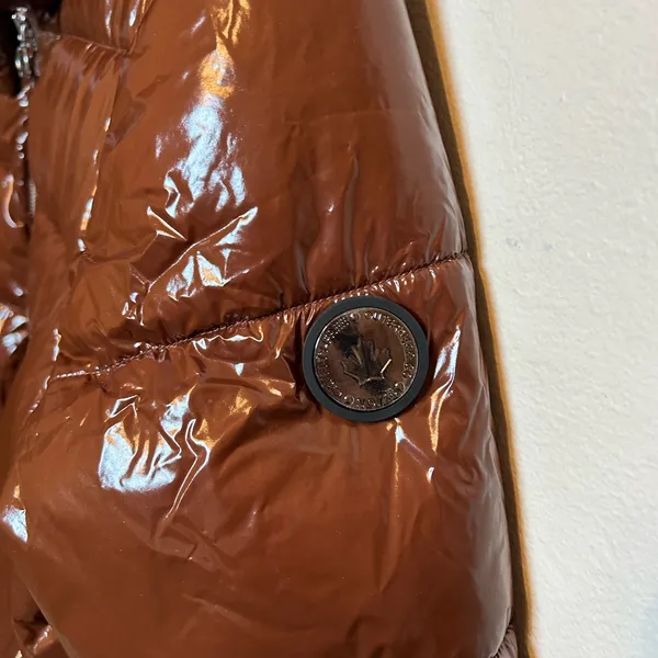 Noize Goldie Patent Puffer Jacket‎ in Brown Size L - Image 4