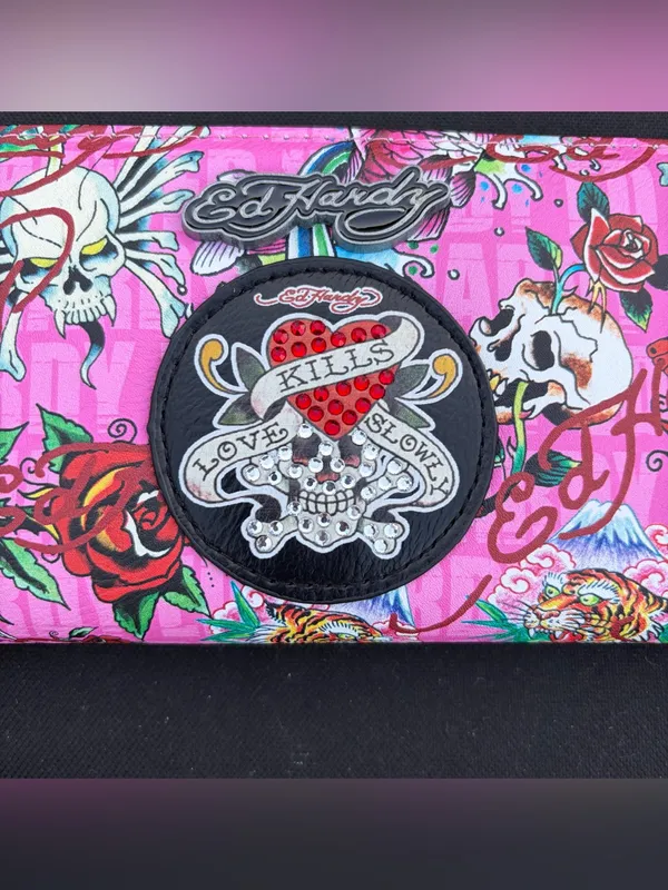 Ed Hardy Pink Tattoo-Print Zip-Around Wristlet Wallet - Image 2