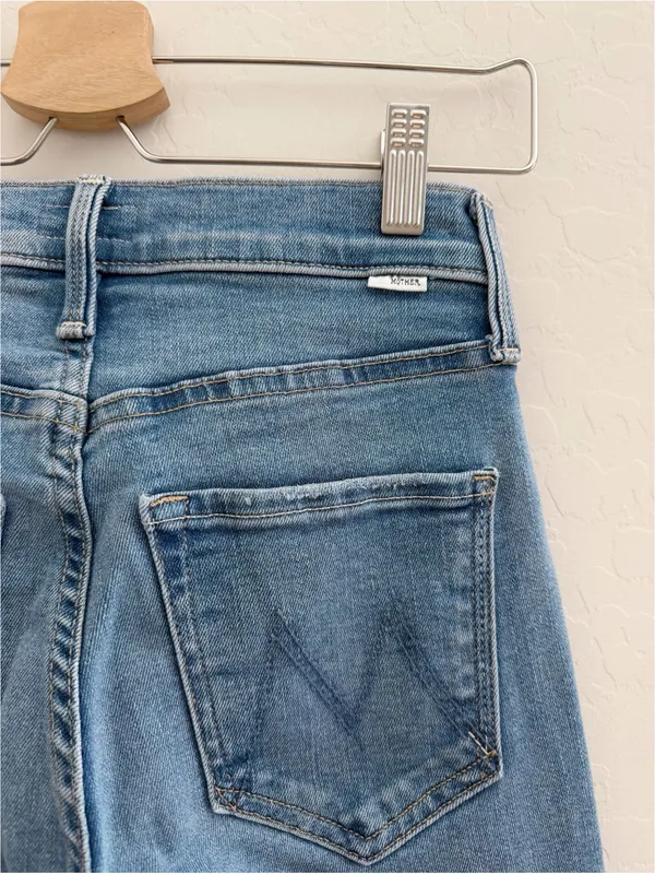 MOTHER Mid-Rise Rider Hover Jean in Swing and a Miss Size 24 - Image 7