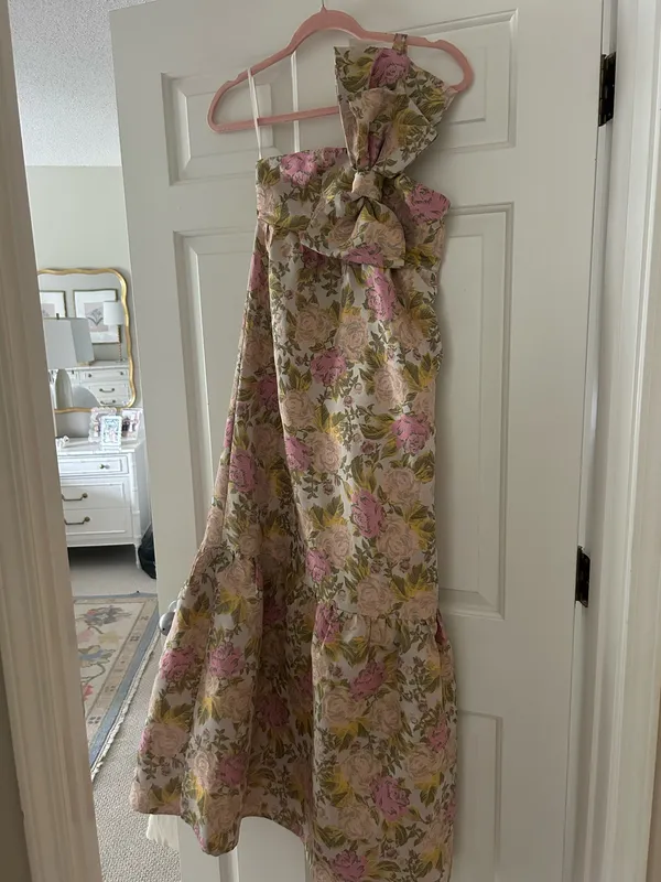 Petal and pup dress - Image 3