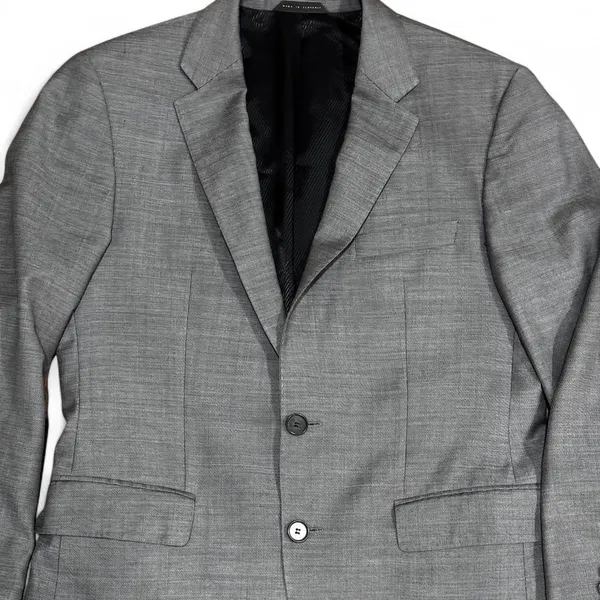 Mens Hugo Boss Gray Two Button Sport Coat Blazer Made In Slovenia - Image 3