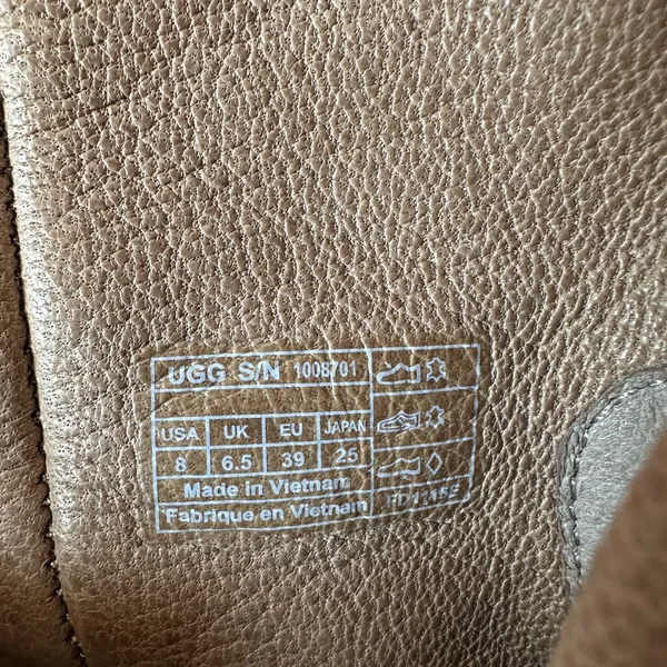 UGG Athena suede and textured leather boots, beige, women’s size 8 - Image 9