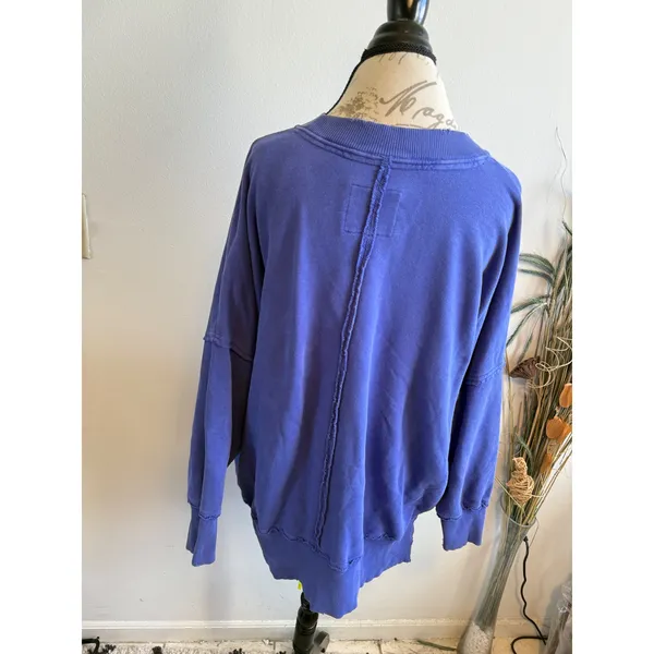 Aerie Self Care Club‎ Blue Oversized Sweatshirt Womens Medium Exposed Seam Crew - Image 4