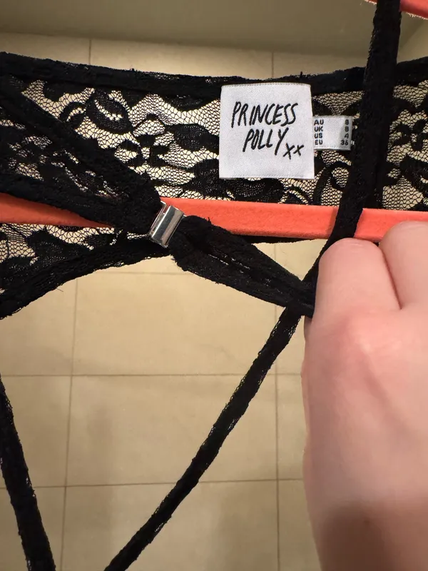 Princess Polly Top Black - Image 3