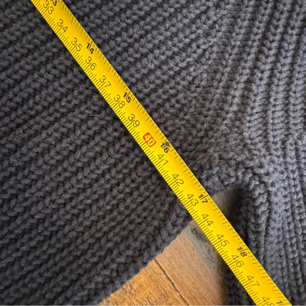 Alice + Olivia Black‎ Ribbed Scoop Neck Sweater - Image 6