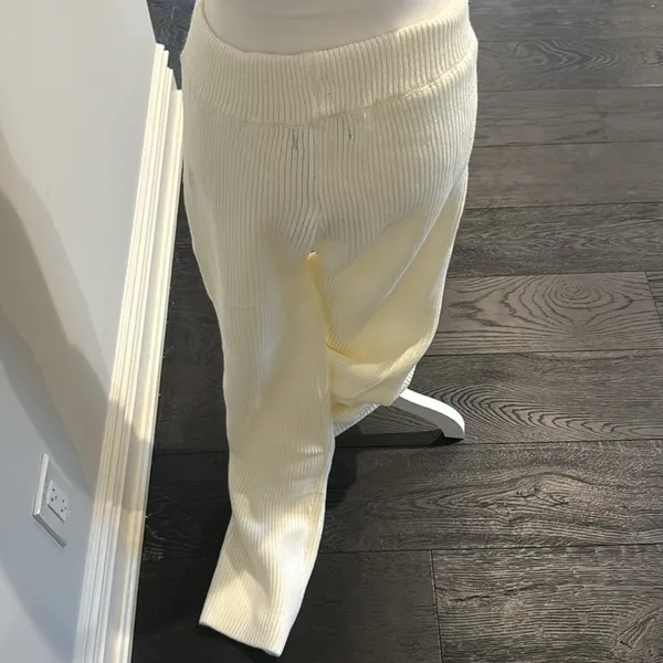 White Fox White Comfy Knit Lounge Pants - Image 4