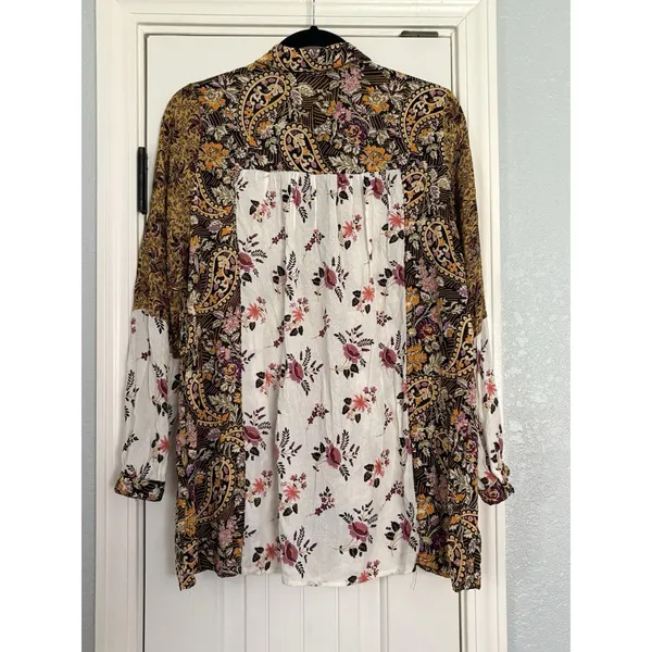 Jane + Delancey Tunic‎ Women Small Gold Mixed Floral Paisley Pintuck Button Down - Image 6