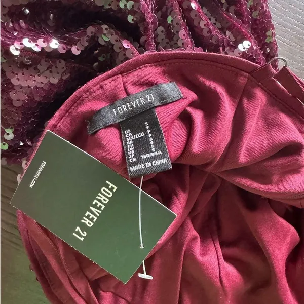 BNWT Forever21 Sequined maroon mini dress - Image 3