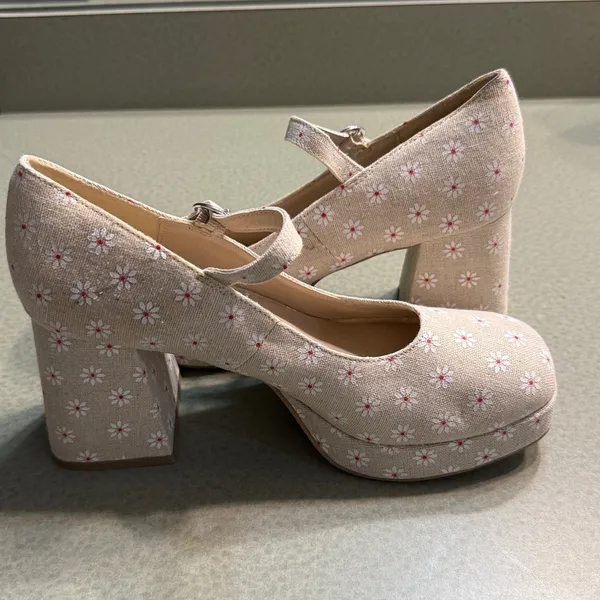 Madden Girl Floral Mary Jane Platform Heels‎ B26 - Image 8