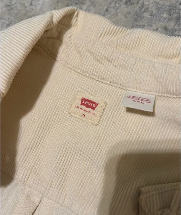 Levi’s Button-Up Shirt Women’s - Image 2