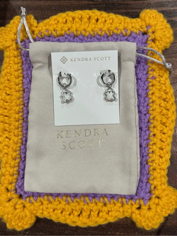 NWT Kendra Scott Ghost Silver Huggie Earrings - Image 5