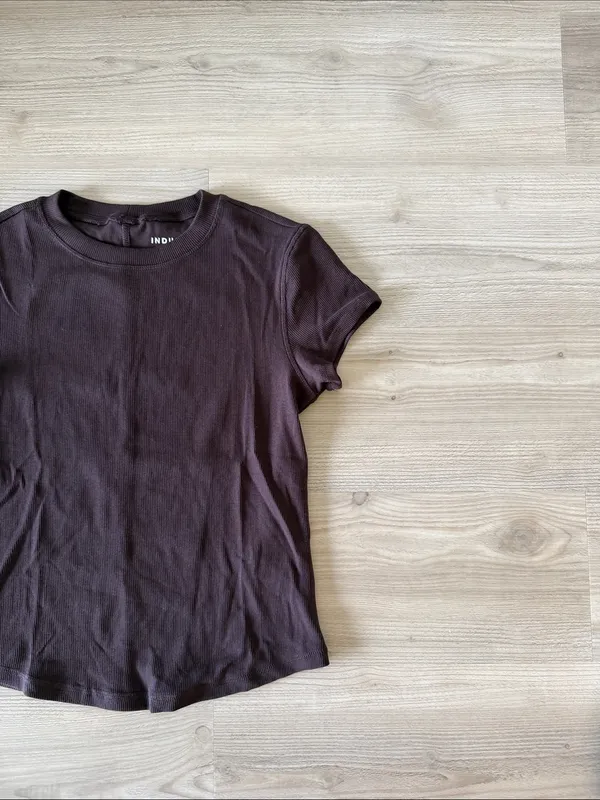 Industry Ribbed Short Sleeve Crewneck Tee with Curved Hem - Image 2