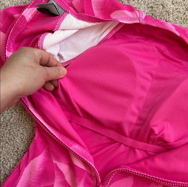 Hurley Pink Long Sleeve Swimsuit. S - Image 13