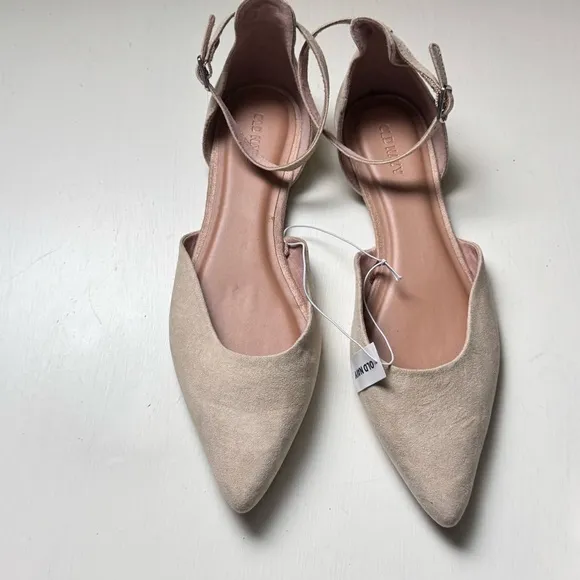 Old Navy Women's Desert Floor Pointed Toe Ankle Strap ballet Flats Sz 9 NWT - Image 2