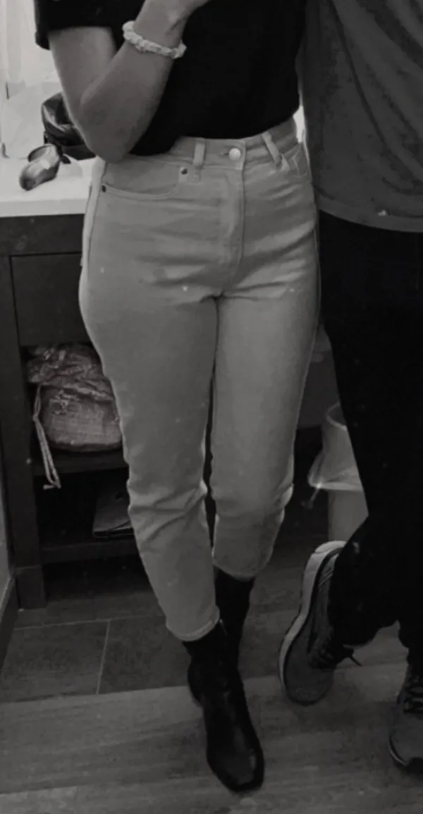 H&M Beige High Waisted Straight Jeans - Image 4