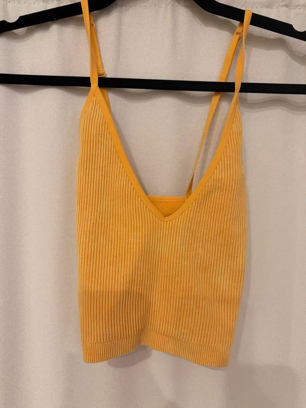 Aerie orange cropped sweatshirt with matching sports bra - Image 2