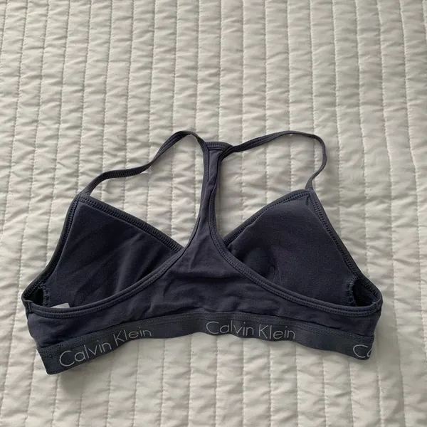 Calvin Klein Women's Purple Bralette Size Medium Padded EUC - Image 2