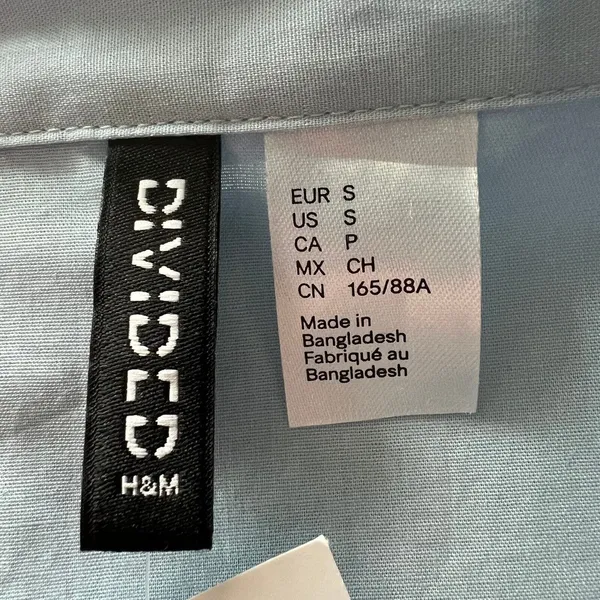 H&M Cropped Shirt Womens Small Light Blue Collared Button Up Cotton - Image 2