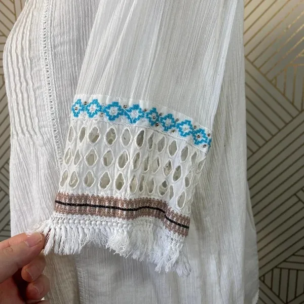 Love Sam Abigail Embroidered Peasant Top‎ in White - Image 9