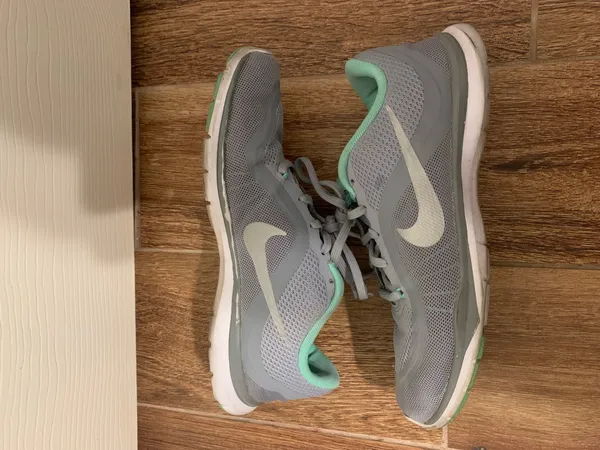 Nike Flex TR 6 Gray/Mint Sneakers Sz 9 - Image 4