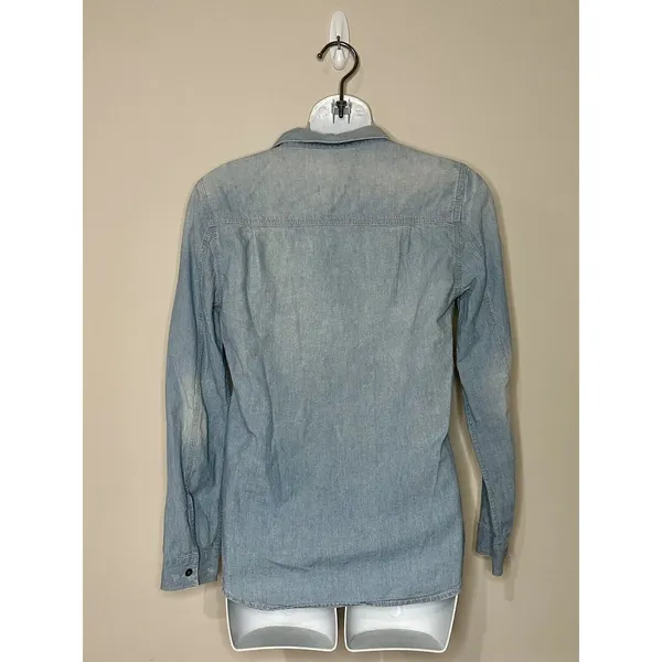 Madewell Light Wash Denim Chambray Button Down Size XS EUC!! - Image 3