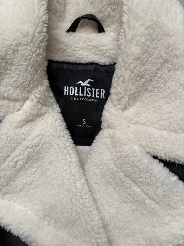 Hollister Leather Jacket Sherpa Lined - Image 3